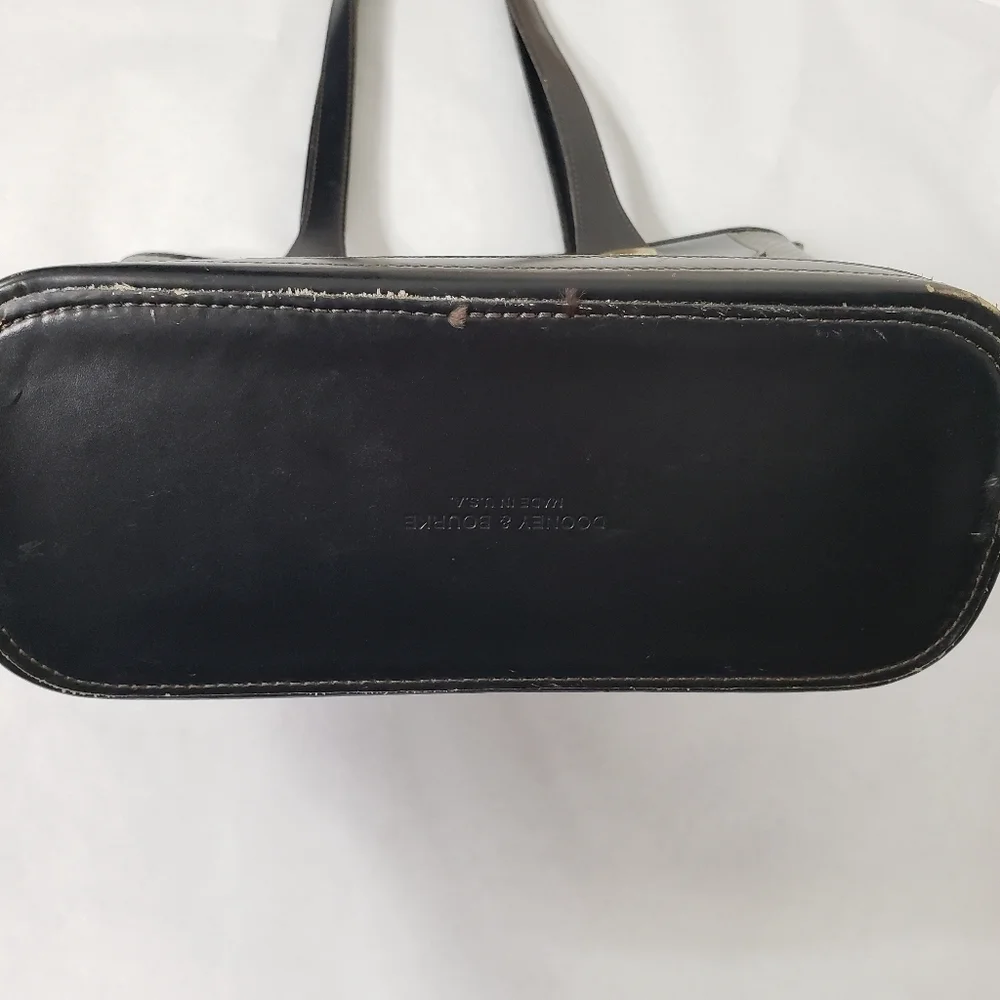 Vintage Dooney & Bourke black perforated leather large shoulder bag - Picture 10 of 13